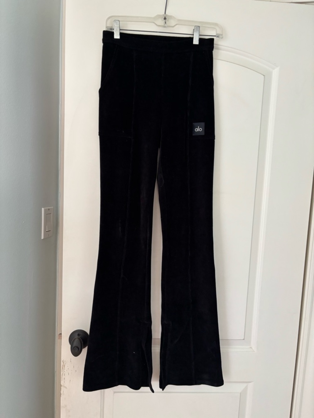ALO Yoga Micro Corduroy High-Waist Winter Break Flare Pant - Black, SZ S - Picture 2 of 9